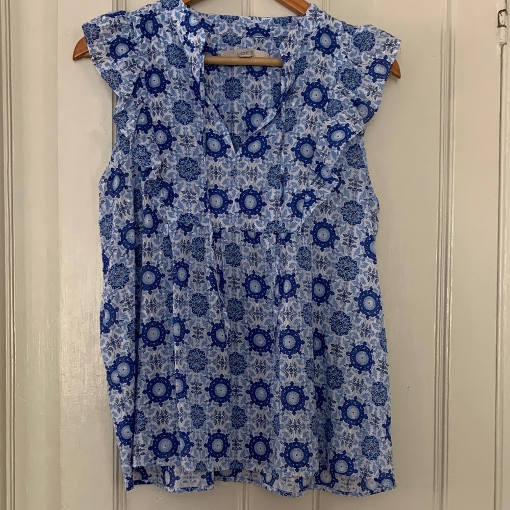 Loft blue medallion summer top size medium